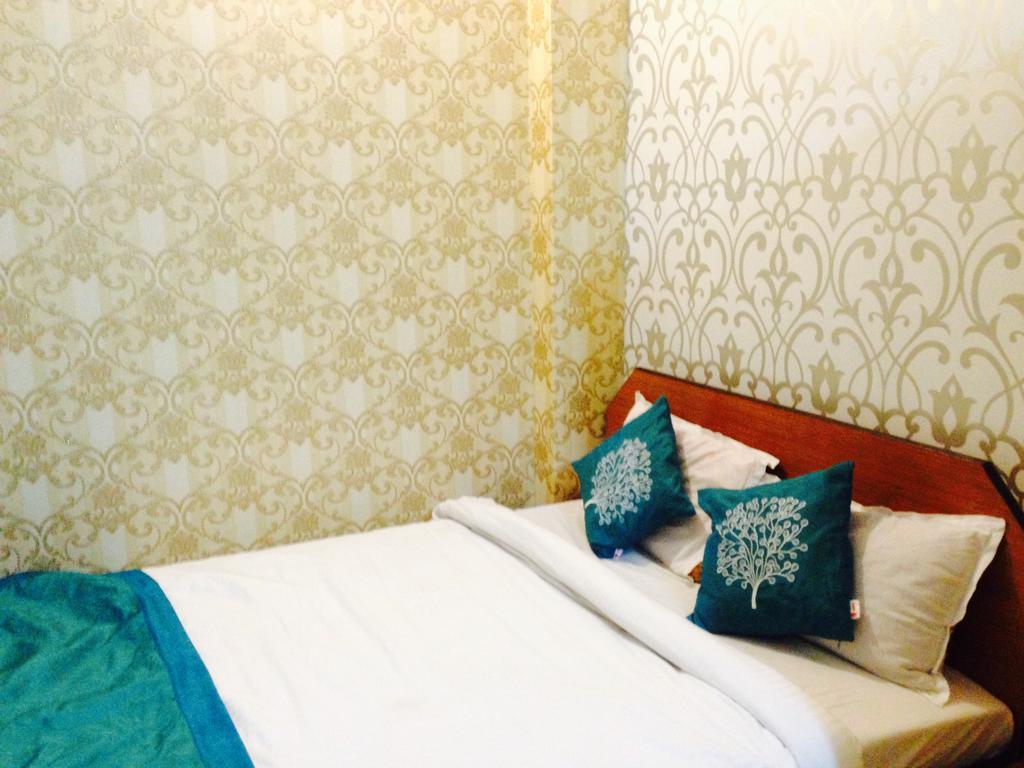 Hotel Bengal -100M From Park Circus 7 Point Колката Екстериор снимка